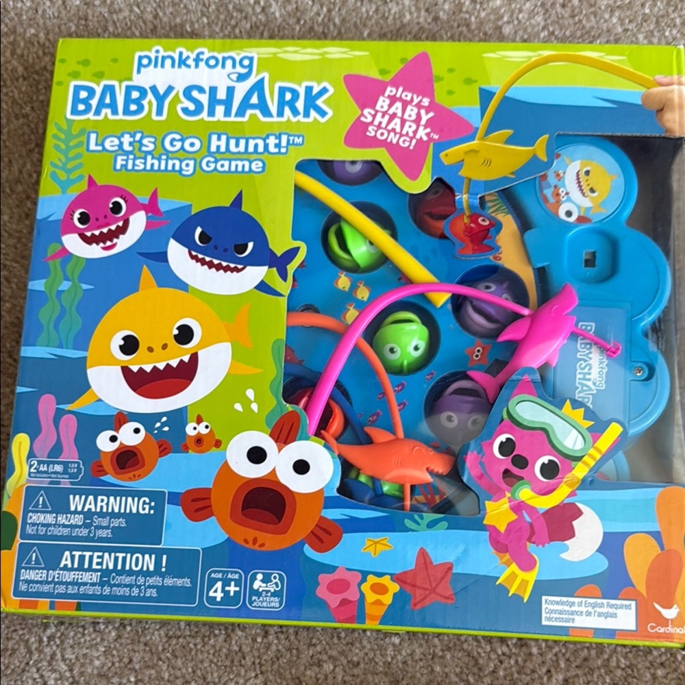 Baby Shark Let's Go Hunt Fishing Game - Multicolor